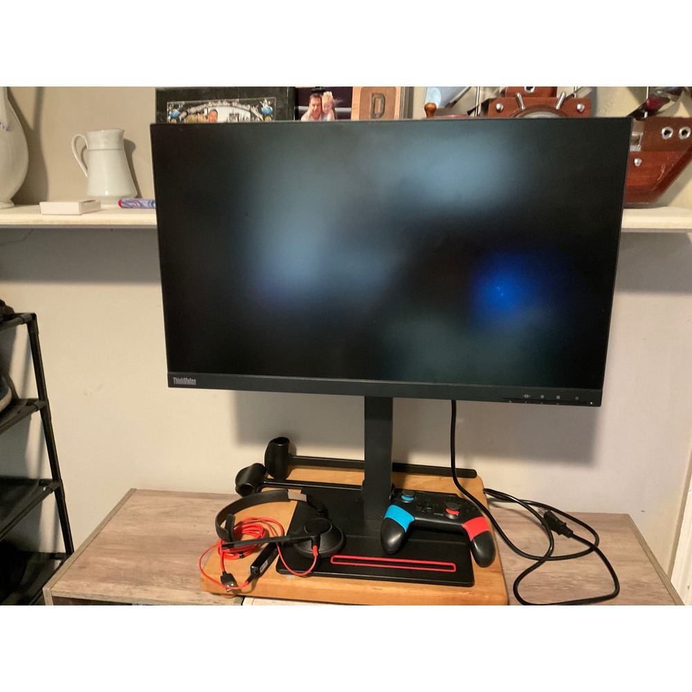 Lenovo ThinkVision 24 Inch LED Backlit LCD Monitor Black 61F5MAR1US Game Bundle